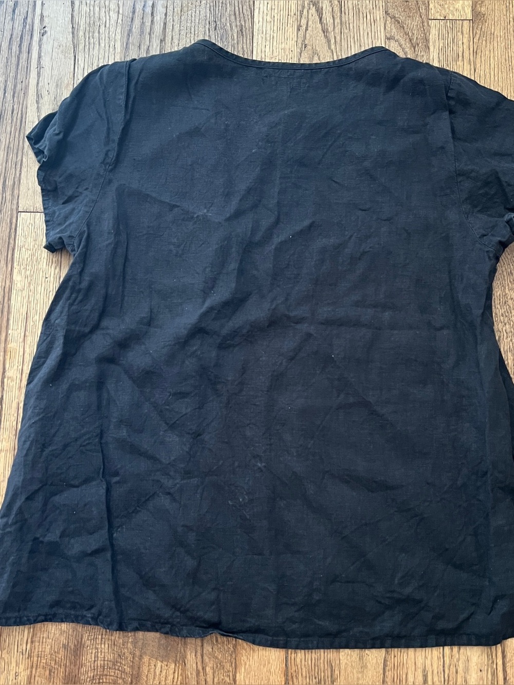 Flax linen black short sleeve shirt size medium. - Picture 2 of 7